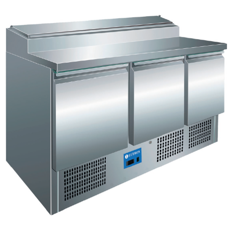PS300 refrigerated preparation table with 3 doors