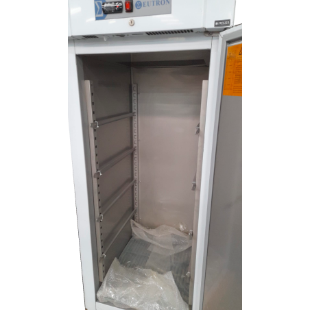 ECO single freezer cabinet GN650BT