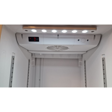 Refrigerated display cabinet SC-390